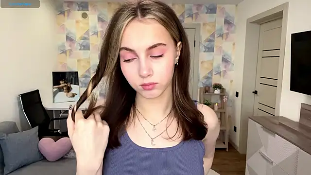 Snapshot of NylaNadler chatting on 02.21.26 NylaNadler online show from 02.21.26