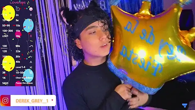 Snapshot of derek_greyy_ chatting on 09.17.25 derek greyy online show from 09.17.25