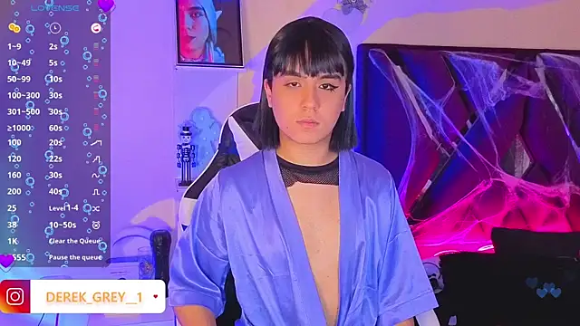 Snapshot of derek_greyy_ chatting on 10.25.25 derek greyy online show from 10.25.25