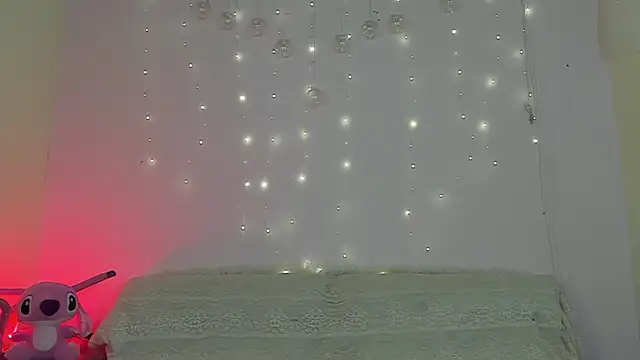 Snapshot of Im_letty chatting on 10.13.25 Im letty online show from 10.13.25