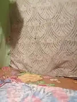 Snapshot of hotmomma8 chatting on 09.23.25 hotmomma8 online show from 09.23.25