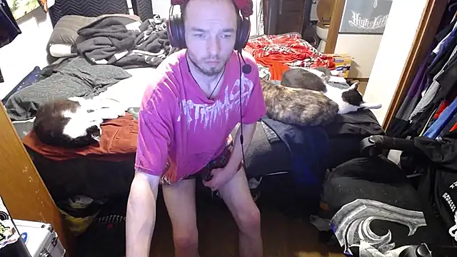 Snapshot of womenhateme69 chatting on 10.23.25 womenhateme69 online show from 10.23.25