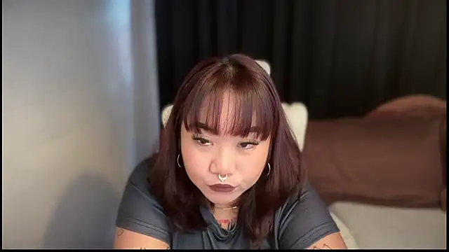 Snapshot of _XXXKittyTingles chatting on 11.07.25 XXXKittyTingles online show from 11.07.25