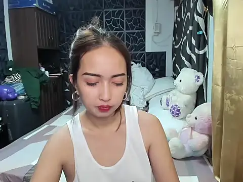 Soft Angel8 online show from 10.27.25