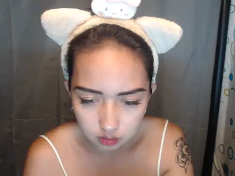 Snapshot of Soft_Angel8 chatting on 05.24.26 Soft Angel8 online show from 05.24.26