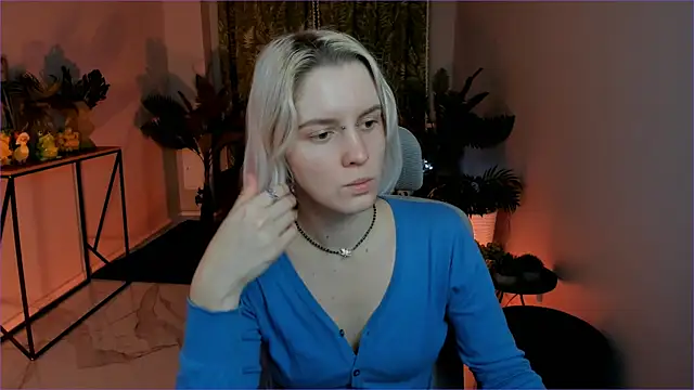 Snapshot of BethanyCloud chatting on 01.10.26 BethanyCloud online show from 01.10.26