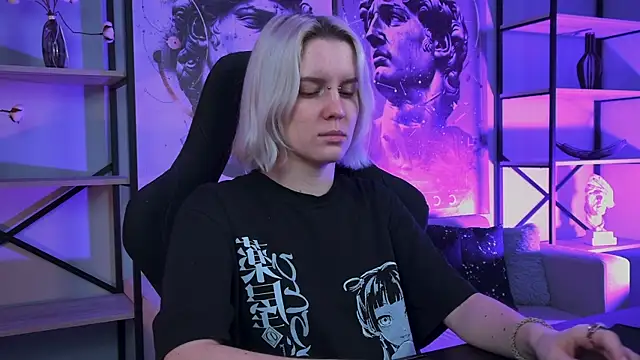 Snapshot of BethanyCloud chatting on 01.15.26 BethanyCloud online show from 01.15.26