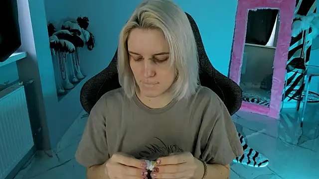 Snapshot of BethanyCloud chatting on 02.12.26 BethanyCloud online show from 02.12.26