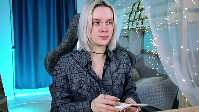 Snapshot of BethanyCloud chatting on 03.10.26 BethanyCloud online show from 03.10.26