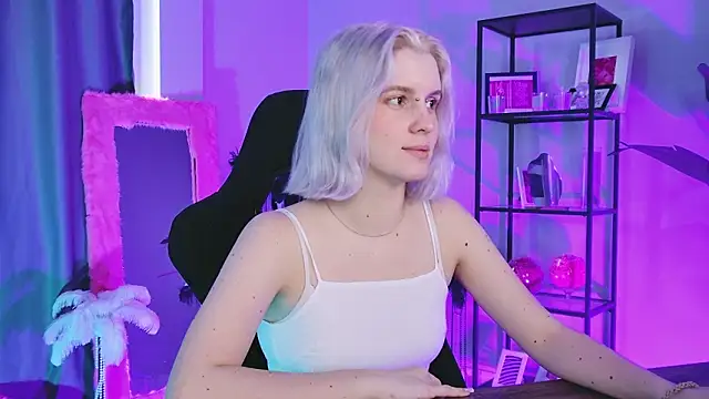 Snapshot of BethanyCloud chatting on 03.25.26 BethanyCloud online show from 03.25.26