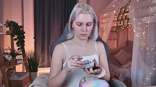 Snapshot of BethanyCloud chatting on 03.27.26 BethanyCloud online show from 03.27.26