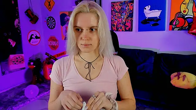 Snapshot of BethanyCloud chatting on 04.01.26 BethanyCloud online show from 04.01.26