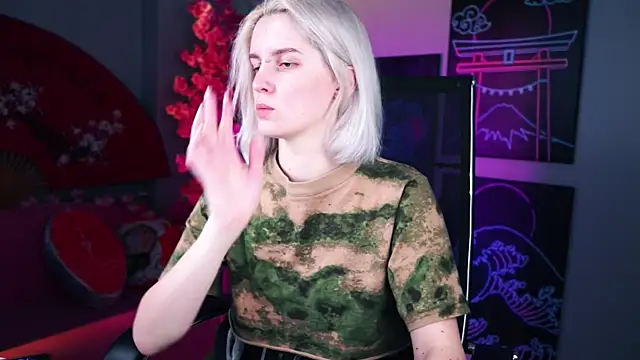 Snapshot of BethanyCloud chatting on 04.10.26 BethanyCloud online show from 04.10.26