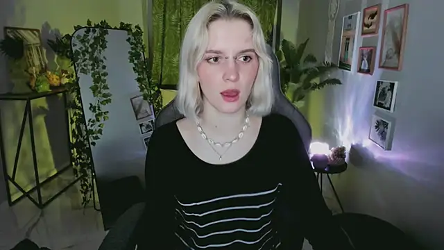 Snapshot of BethanyCloud chatting on 05.12.26 BethanyCloud online show from 05.12.26