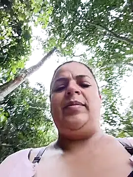 Mia-Glow online show from 02.24.26