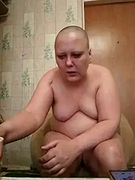 Snapshot of Tupo070481 chatting on 07.12.26 Tupo070481 online show from 07.12.26