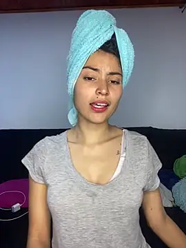 hotwife26 online show from 12.22.25