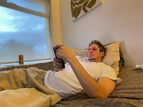 shyandchilling online show from 10.20.25