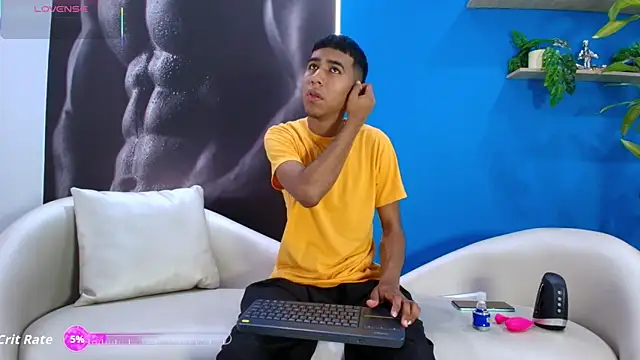 Snapshot of ender_h0t chatting on 09.23.25 ender h0t online show from 09.23.25