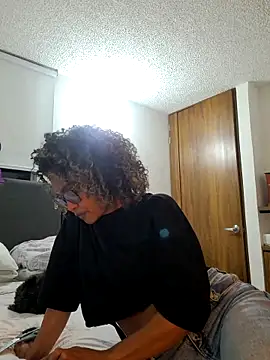 BiiancaEstradaa online show from 02.12.26