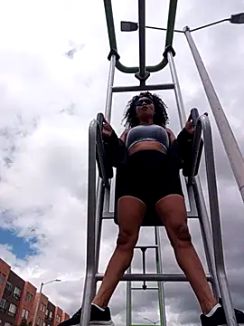 BiiancaEstradaa online show from 02.19.26