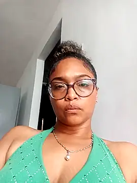 BiiancaEstradaa online show from 03.12.26