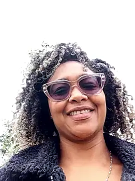 BiiancaEstradaa online show from 04.17.26