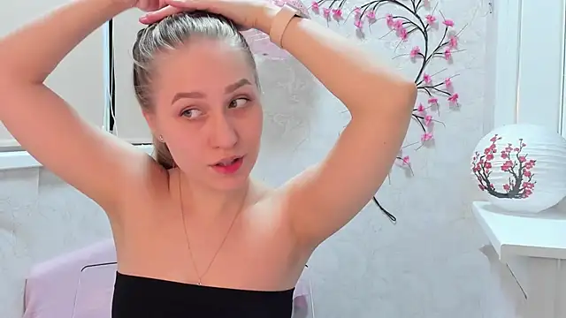 sofamuffin online show from 03.18.26