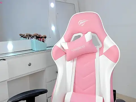 Saloome miller online show from 10.03.25