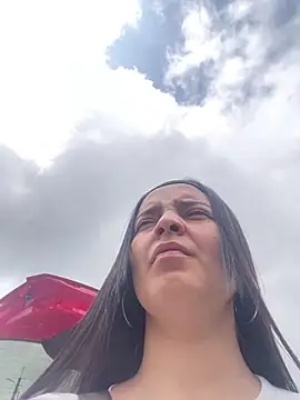 Snapshot of Mia_jhoonson chatting on 12.18.25 Mia jhoonson online show from 12.18.25