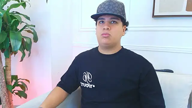 Naim Bennetsex online show from 01.31.26