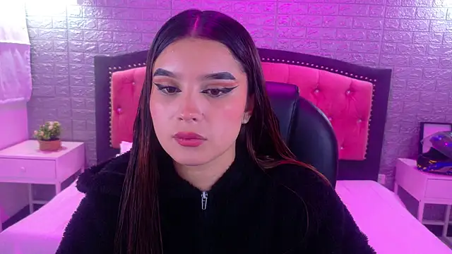 Natalie loffreda online show from 01.06.26