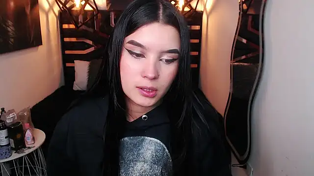 Natalie loffreda online show from 04.08.26