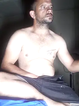 Lekewarmele online show from 11.04.25