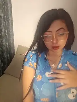 Snapshot of isa__crazy__ chatting on 02.18.26 isa crazy online show from 02.18.26