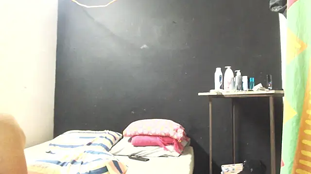 Ana ThiagoxX online show from 05.22.26