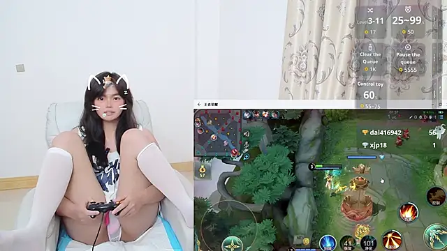 Snapshot of Duolamei chatting on 10.27.25 Duolamei online show from 10.27.25