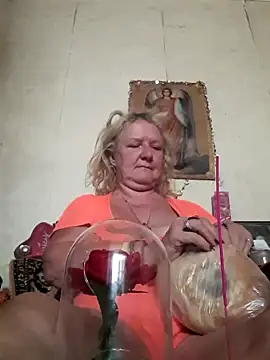 Snapshot of LoveCupid5451 chatting on 09.18.25 LoveCupid5451 online show from 09.18.25