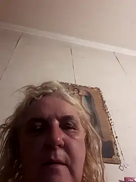 Snapshot of LoveCupid5451 chatting on 09.23.25 LoveCupid5451 online show from 09.23.25