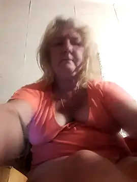 Snapshot of LoveCupid5451 chatting on 09.28.25 LoveCupid5451 online show from 09.28.25