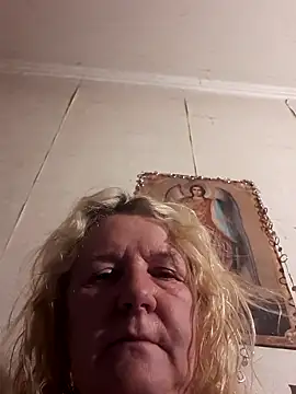 Snapshot of LoveCupid5451 chatting on 10.08.25 LoveCupid5451 online show from 10.08.25