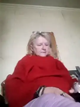 Snapshot of LoveCupid5451 chatting on 10.28.25 LoveCupid5451 online show from 10.28.25