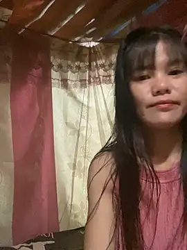 Snapshot of PhanHaa chatting on 09.11.25 PhanHaa online show from 09.11.25