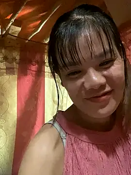 Snapshot of PhanHaa chatting on 09.19.25 PhanHaa online show from 09.19.25