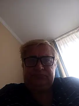 Snapshot of Sonya51561 chatting on 10.26.25 Sonya51561 online show from 10.26.25