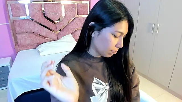 LICKY LOV online show from 01.17.26