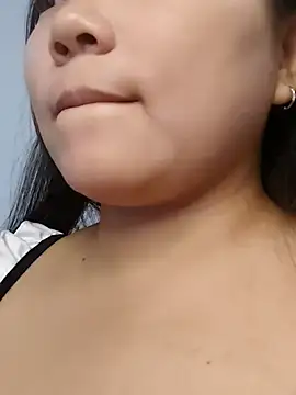 Snapshot of UUa333 chatting on 09.25.25 UUa333 online show from 09.25.25