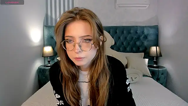 Grace blush online show from 09.28.25