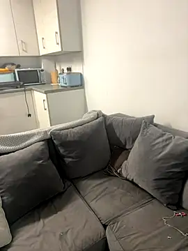 Snapshot of Charsworld chatting on 11.04.25 Charsworld online show from 11.04.25