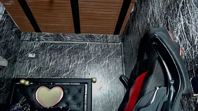 Snapshot of yordi_sandler2 chatting on 09.13.25 yordi sandler2 online show from 09.13.25